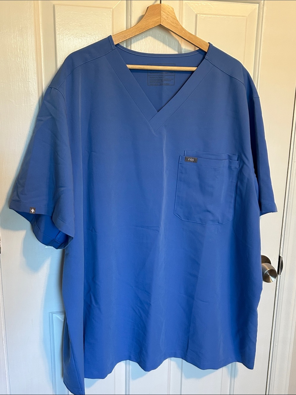 FIGS Leon Short Sleeve Scrub Top Ceil Blue V-neck Chest Pocket 5XL